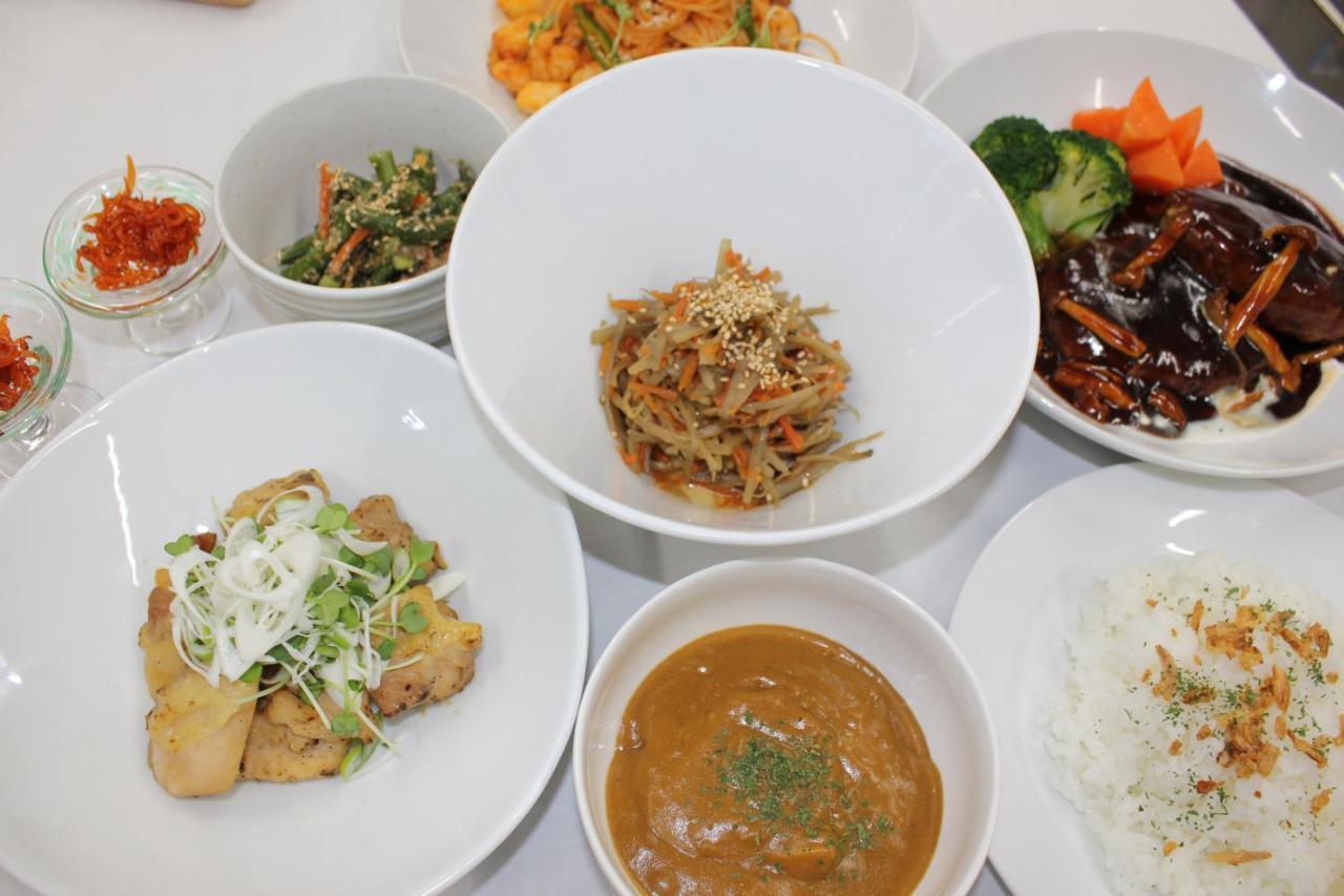 Hotel Reus 아쇼로 외부 사진